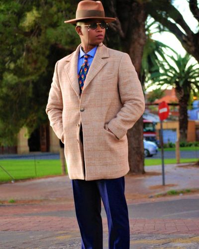 Autumn Check Overcoat with Vintage Flair